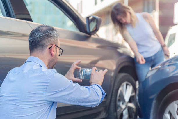 Professional Car Insurance Near Me technician working in Pearl River, MS